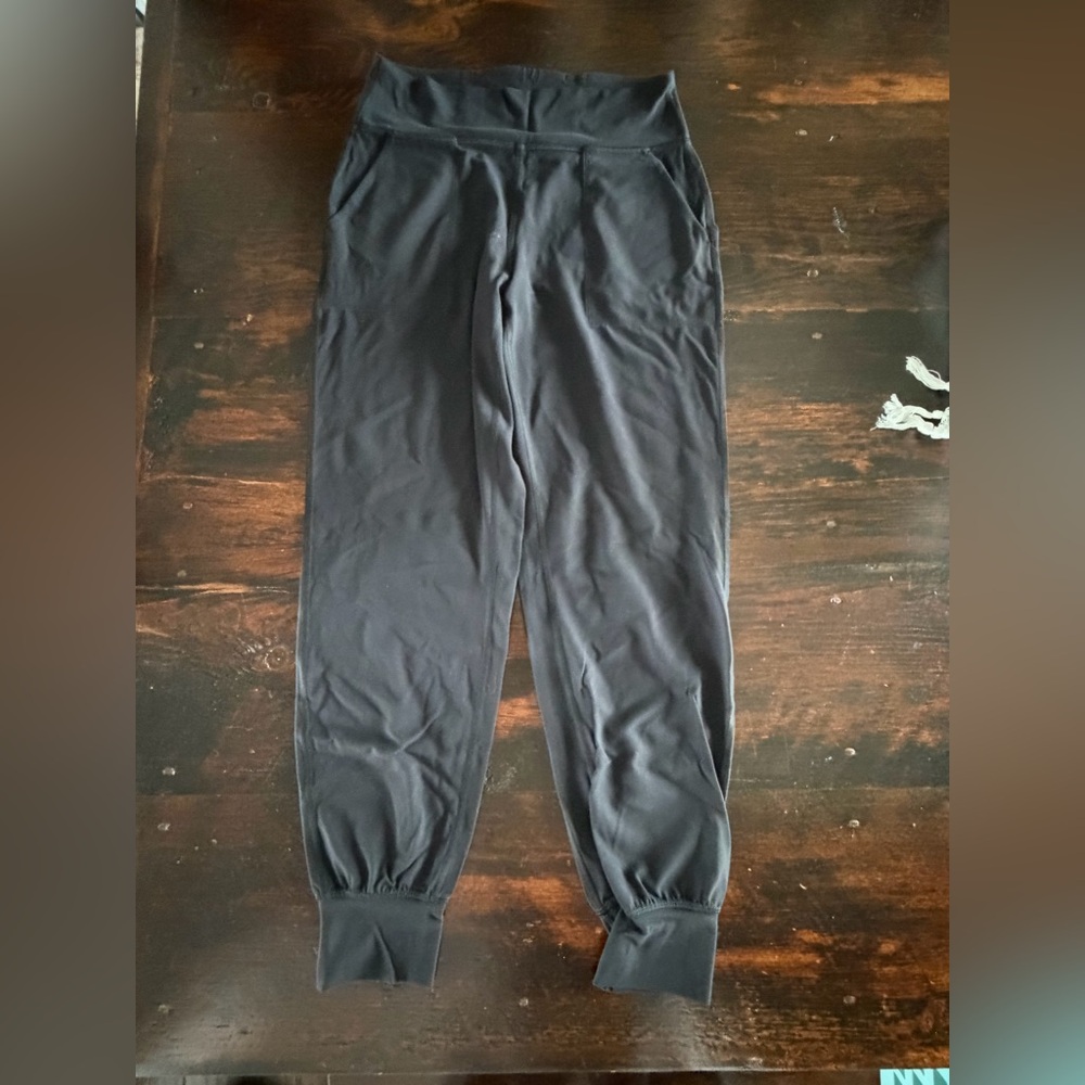 Lululemon align jogger size 8